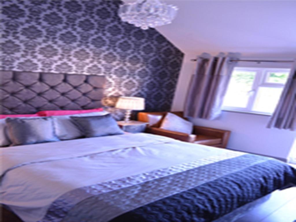 Bed and Breakfast The King William IV Ройстон Номер фото